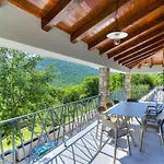 Case de vacanță Kal By Interhome Novi Vinodolski
