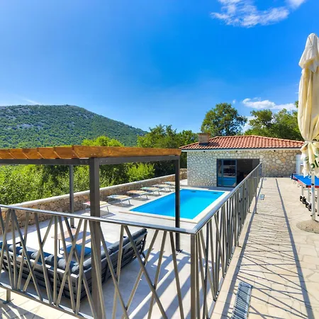 Nyaraló Kal By Interhome Novi Vinodolski